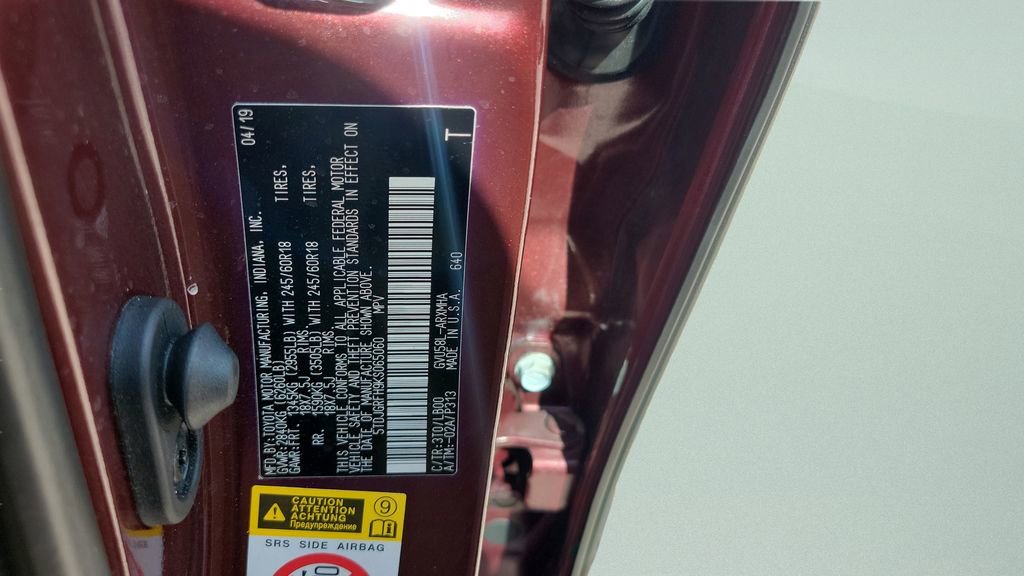 Used 2019 Toyota Highlander XLE image 29