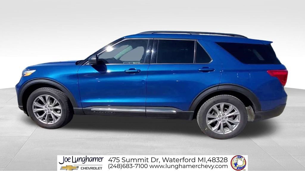 Used 2020 Ford Explorer XLT w/ Equipment Group 202A AWD/4WD image 6