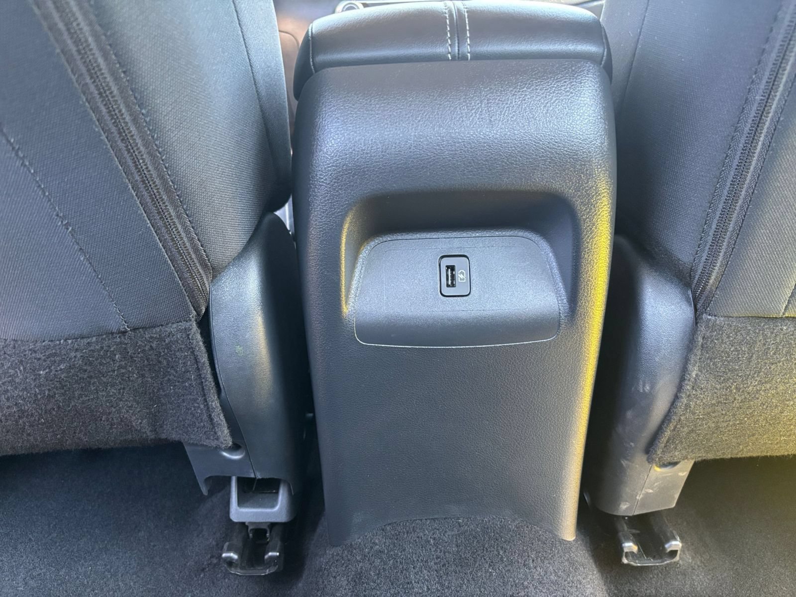 Used 2025 Nissan Sentra SV FWD image 23