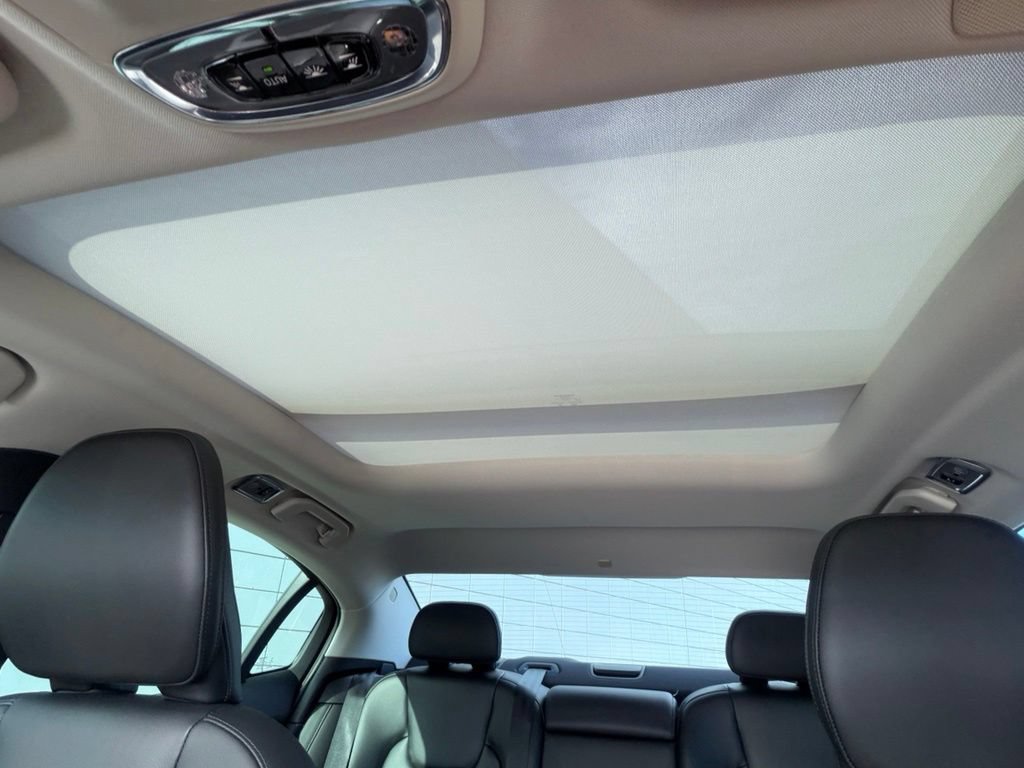 Used 2019 Volvo S60 T5 Momentum FWD image 19