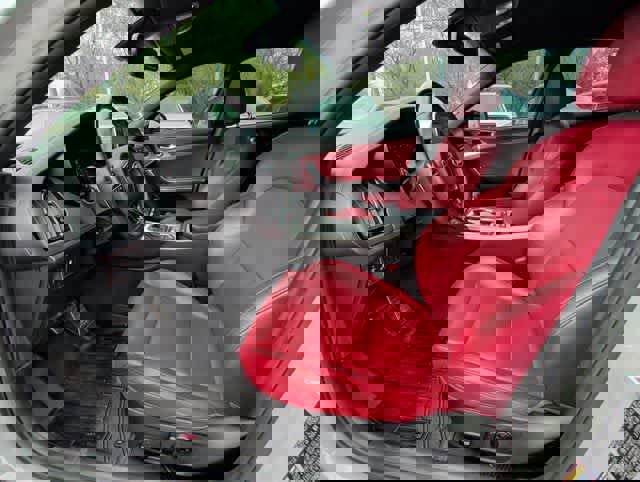 Used 2021 Kia Stinger GT image 9