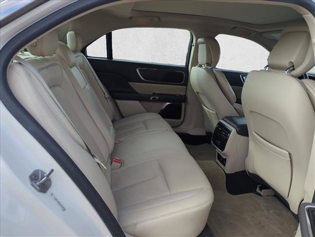 Used 2017 Lincoln Continental Select w/ Climate Package AWD/4WD image 17
