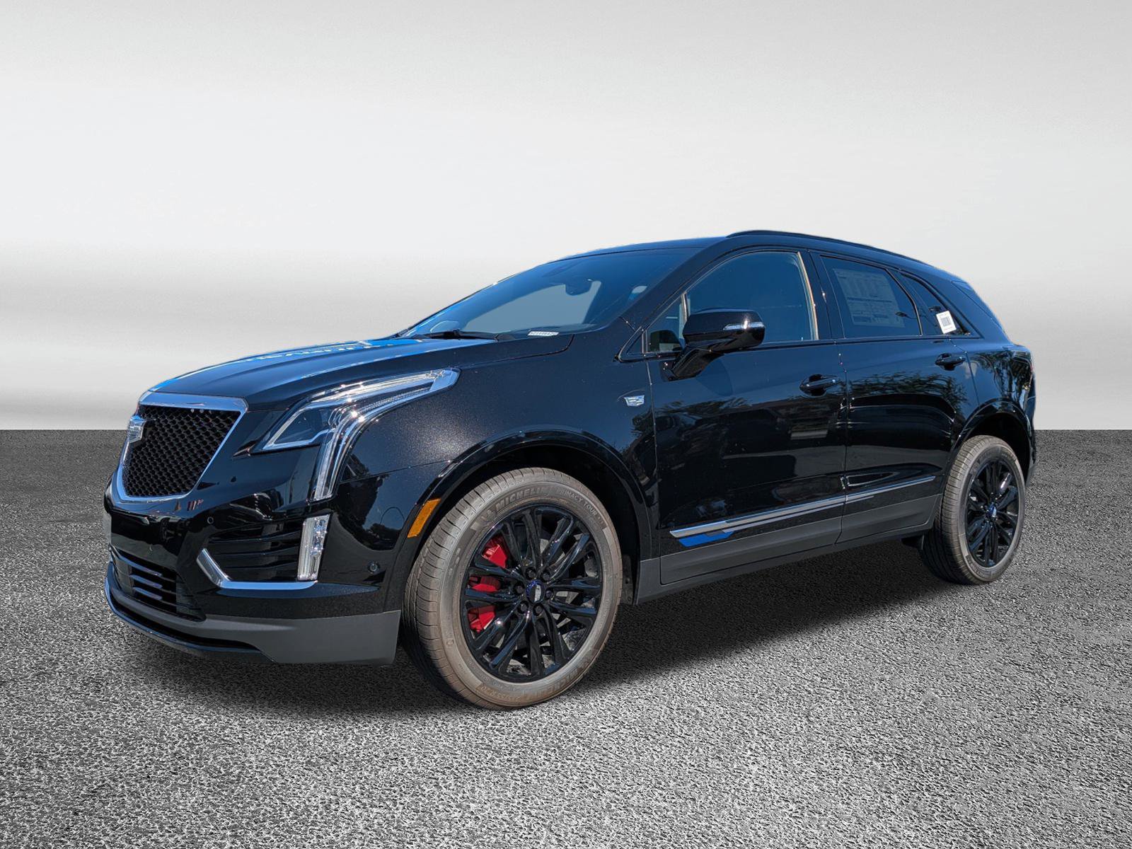 New 2025 Cadillac XT5 Sportv w/ LPO, Blue Accent Package AWD/4WD image 2