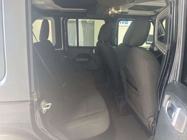Used 2021 Jeep Wrangler Unlimited Sport image 18