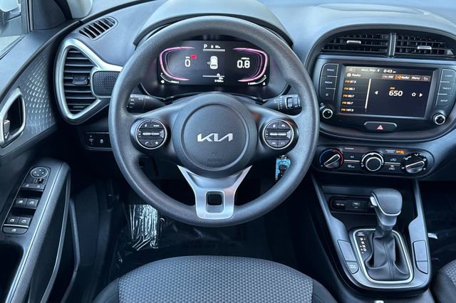 Used 2023 Kia Soul LX w/ Option Group 015 image 16