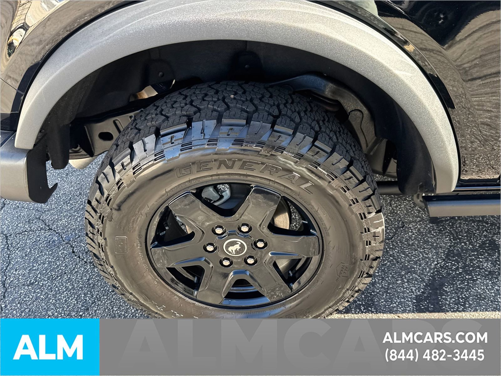 Used 2024 Ford Bronco Black Diamond image 21