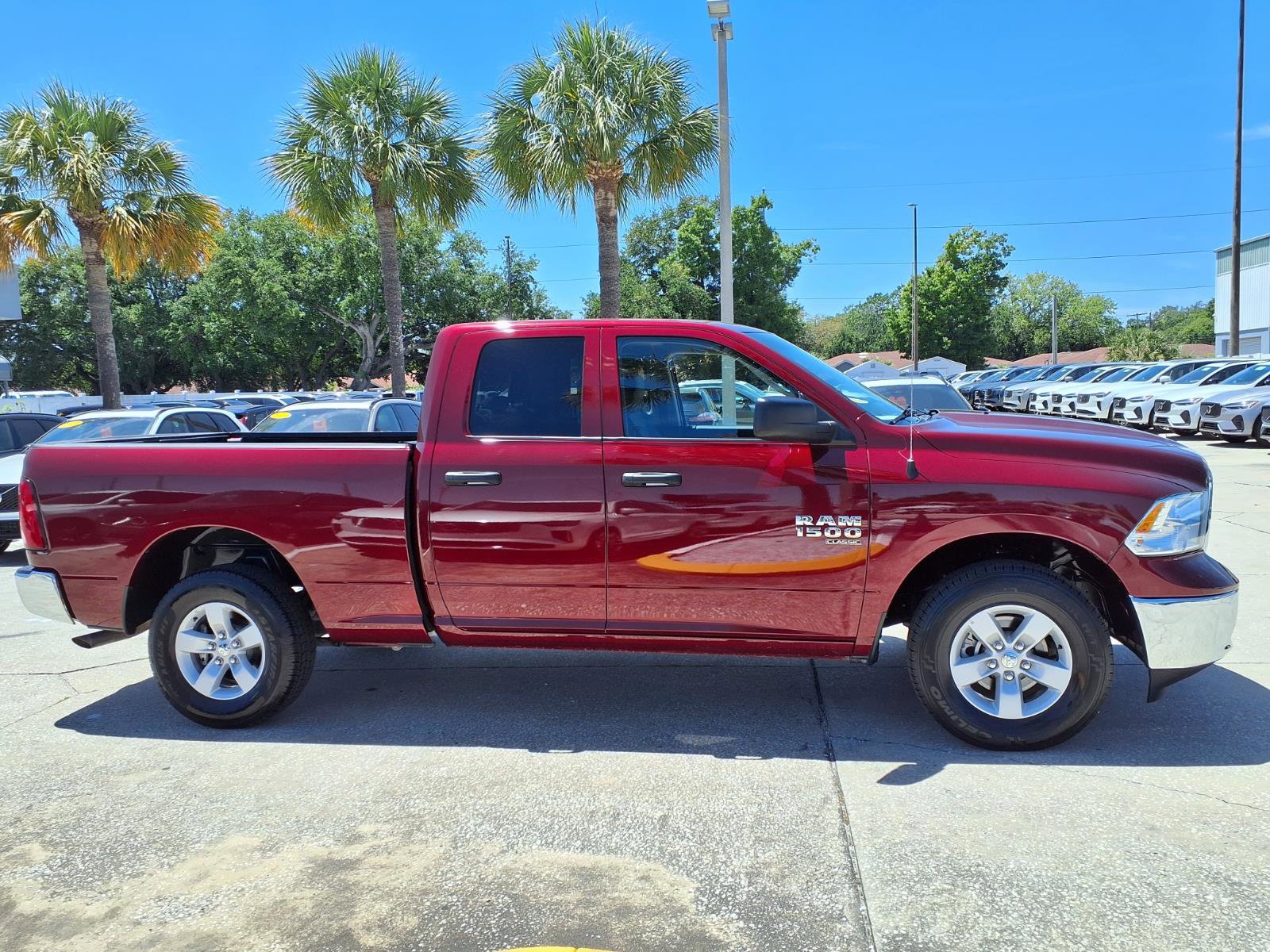 Used 2024 RAM 1500 Classic SLT AWD/4WD image 8