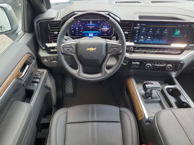 New 2026 Chevrolet Silverado 1500 High Country w/ Technology Package AWD/4WD image 17