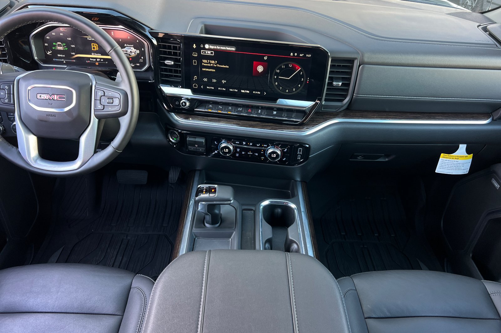 Used 2026 GMC Sierra 1500 Elevation w/ Elevation Premium Package AWD/4WD image 21