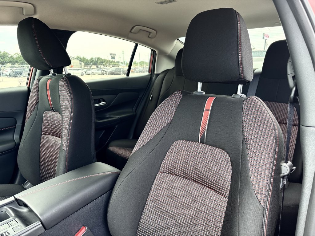 New 2027 Nissan Sentra SR w/ Floor Mat Package FWD image 24