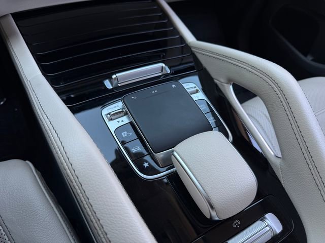 Used 2020 Mercedes-Benz GLS 450 4MATIC image 31