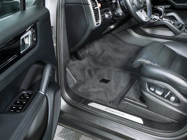Certified 2019 Porsche Cayenne image 8