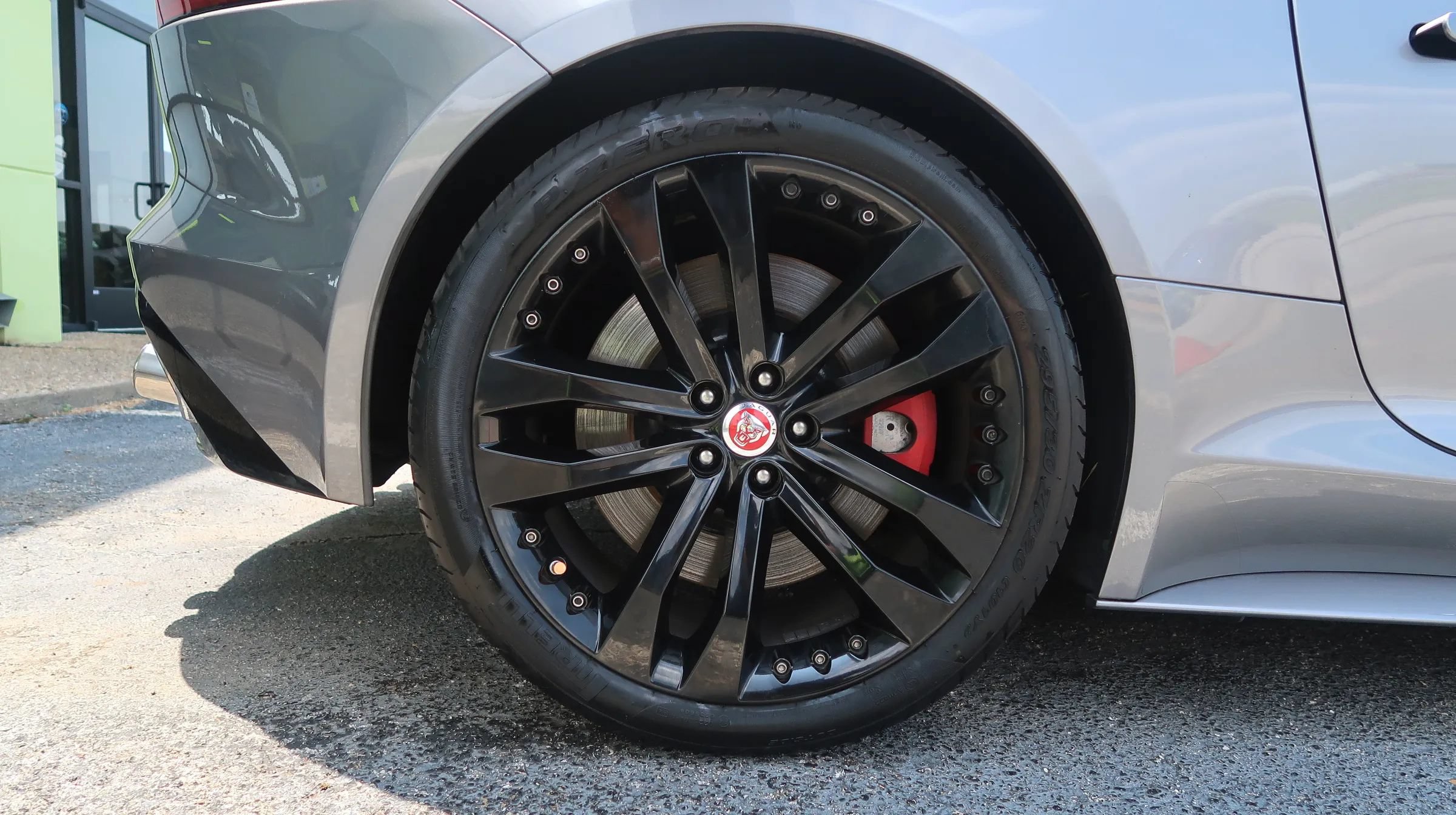 Used 2020 Jaguar F-TYPE R AWD/4WD image 49