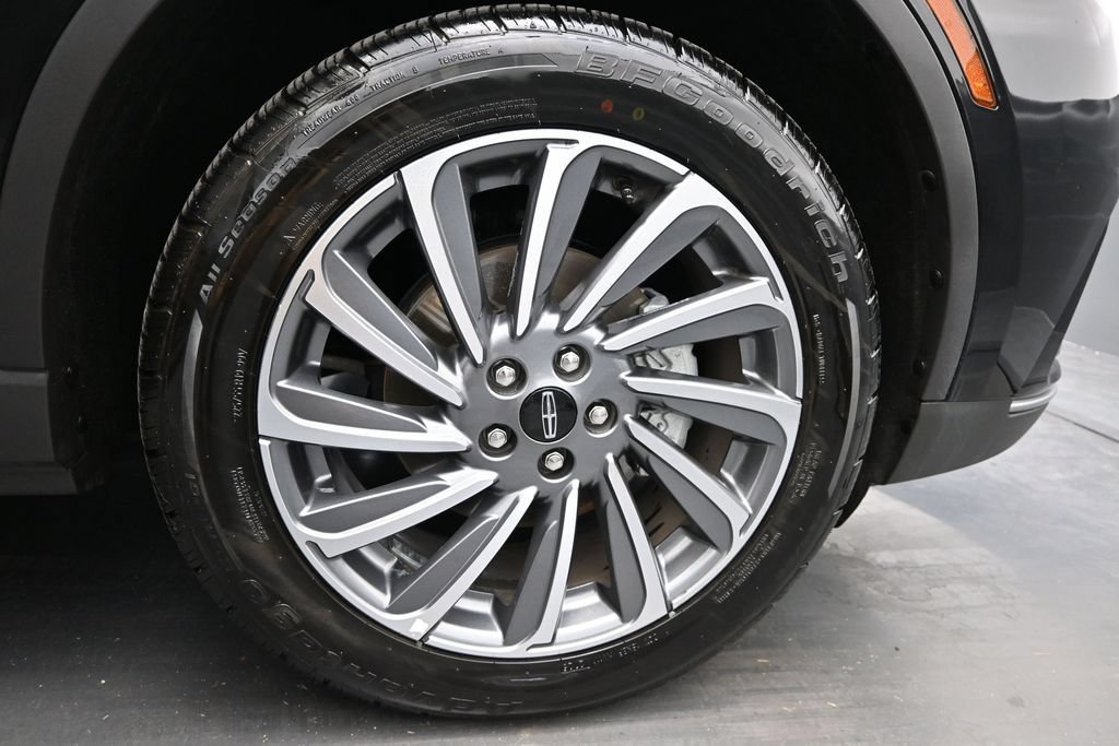 Used 2024 Lincoln Corsair Reserve w/ Equipment Group 201A AWD/4WD image 17
