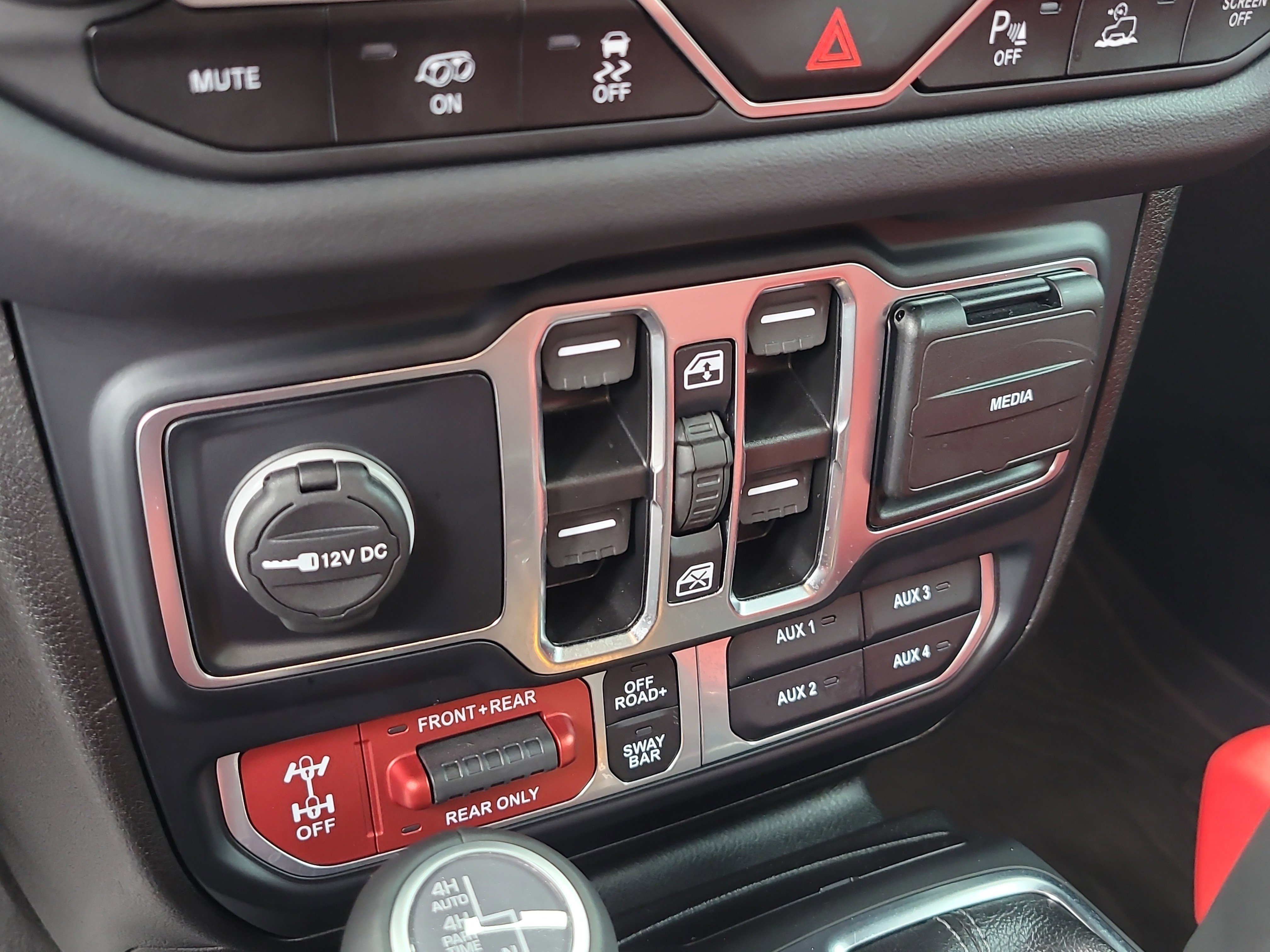 Used 2024 Jeep Wrangler Unlimited Rubicon 392 image 25