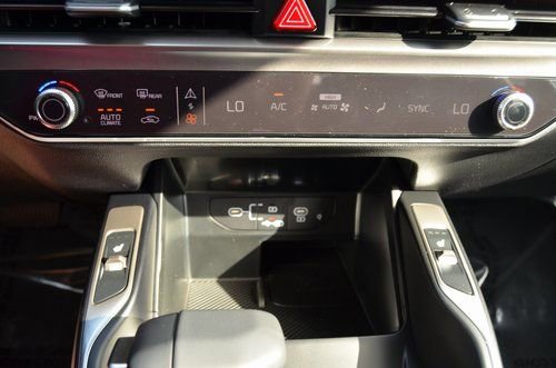 New 2026 Kia Sorento S w/ S Panoramic Sunroof Package image 31