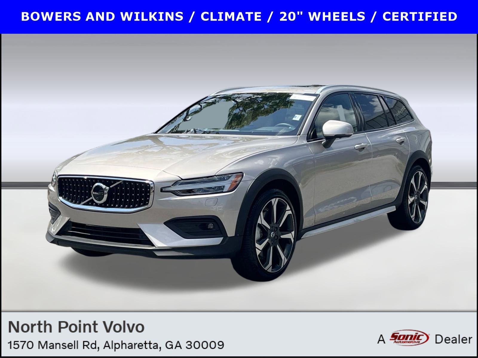 Certified 2025 Volvo V60 B5 Cross Country Ultra image 1