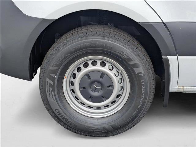 New 2025 Mercedes-Benz Sprinter 2500 image 9
