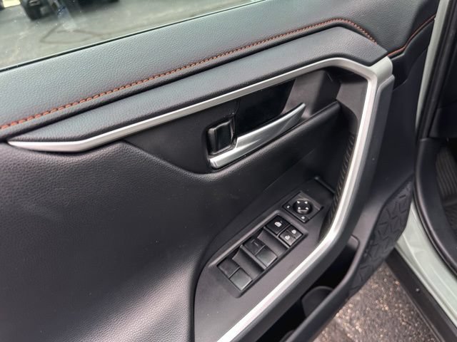 Used 2019 Toyota RAV4 Adventure w/ Cold Weather Package AWD/4WD image 15