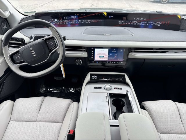 New 2026 Lincoln Navigator L Reserve w/ Jet Appearance Package AWD/4WD image 16