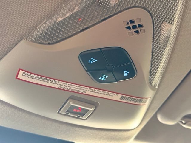 Used 2020 Toyota C-HR LE FWD image 19