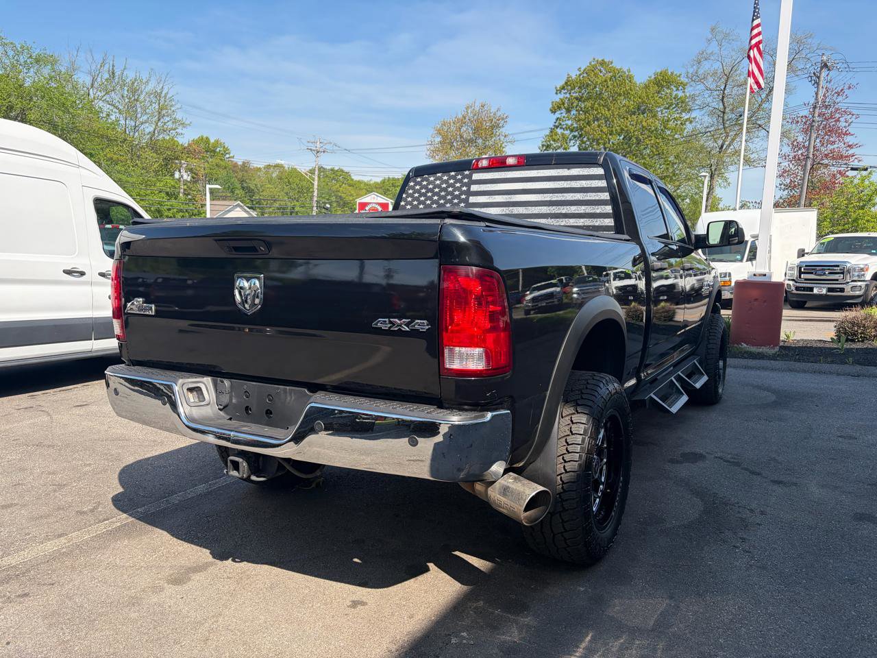 Used 2016 RAM 2500 Tradesman w/ Chrome Appearance Group AWD/4WD image 8