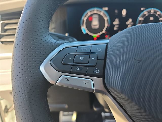 New 2026 Volkswagen Tiguan SE R-Line AWD/4WD image 25