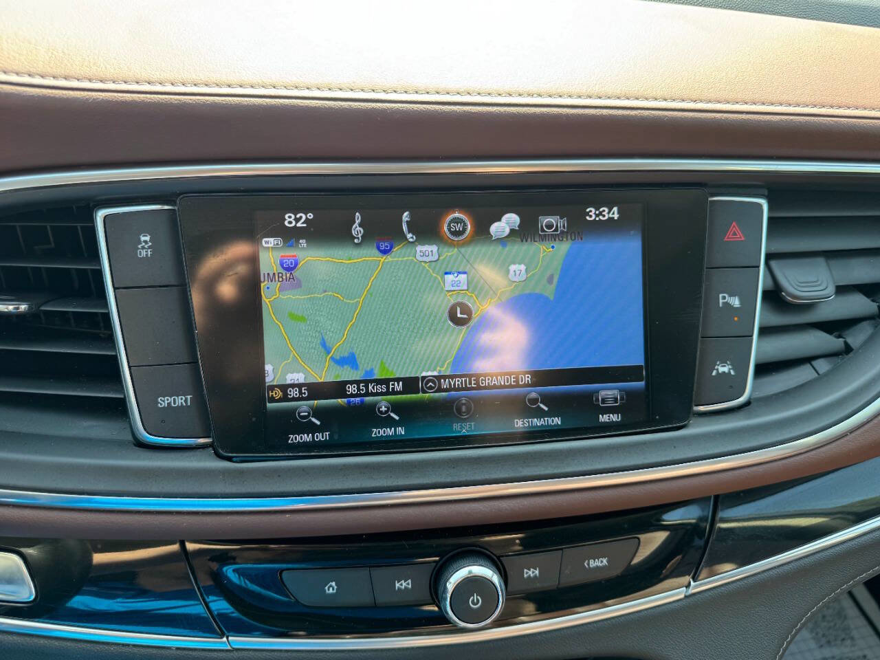 Used 2018 Buick Enclave Avenir w/ Avenir Technology Package image 21