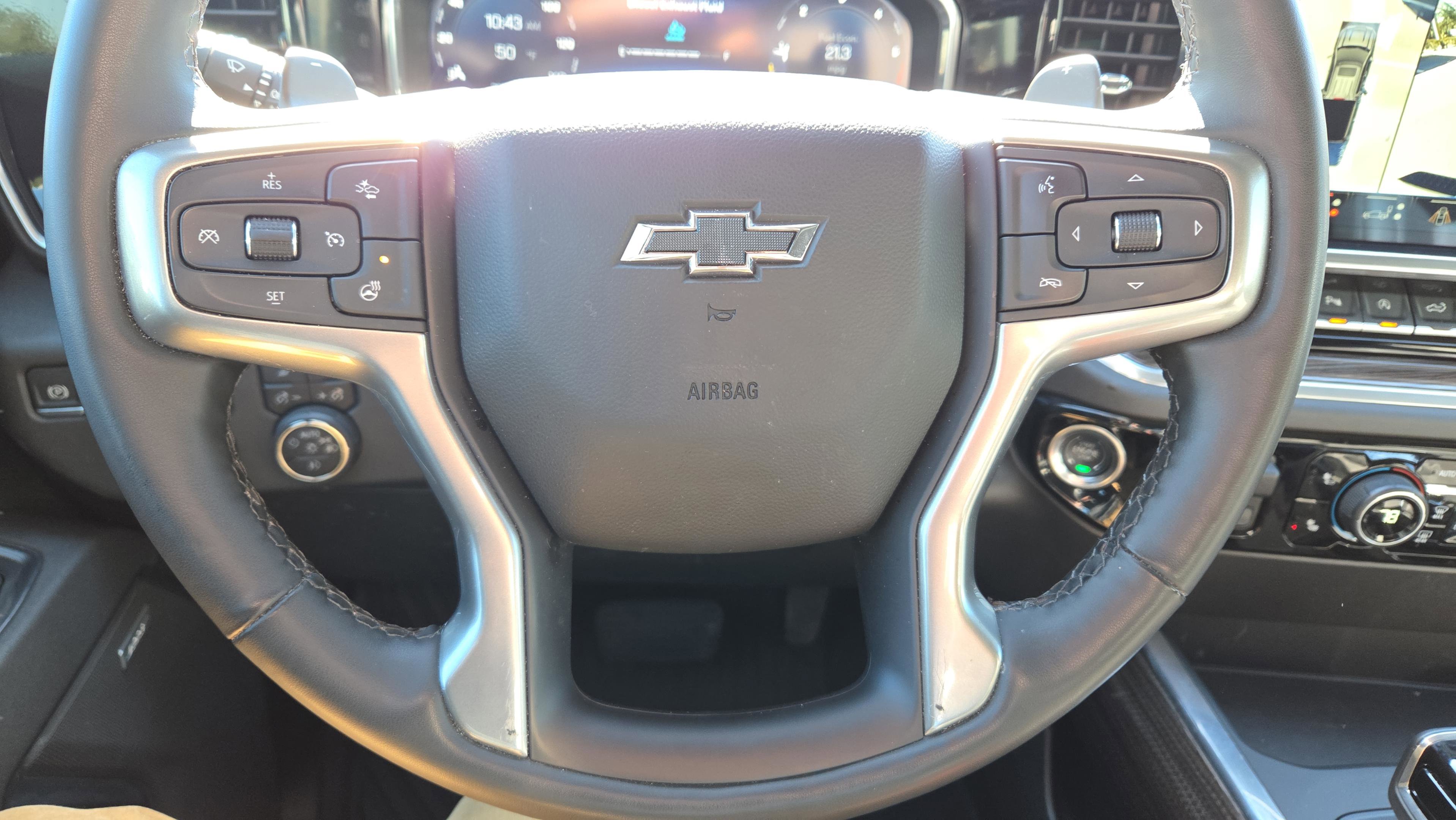 Certified 2025 Chevrolet Silverado 1500 LT Trail Boss w/ Convenience Package II AWD/4WD image 33