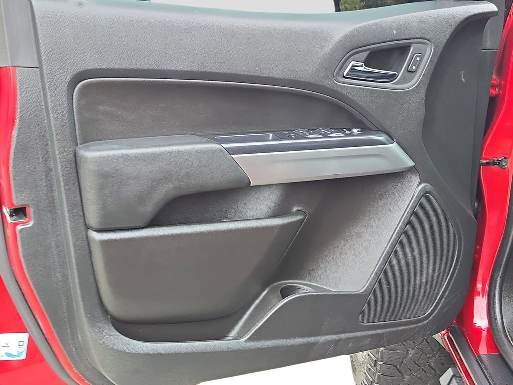 Used 2021 Chevrolet Colorado ZR2 image 16