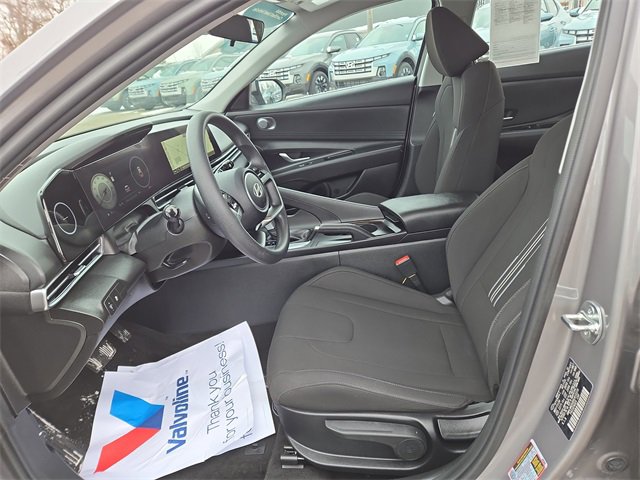 Certified 2024 Hyundai Elantra SEL image 21