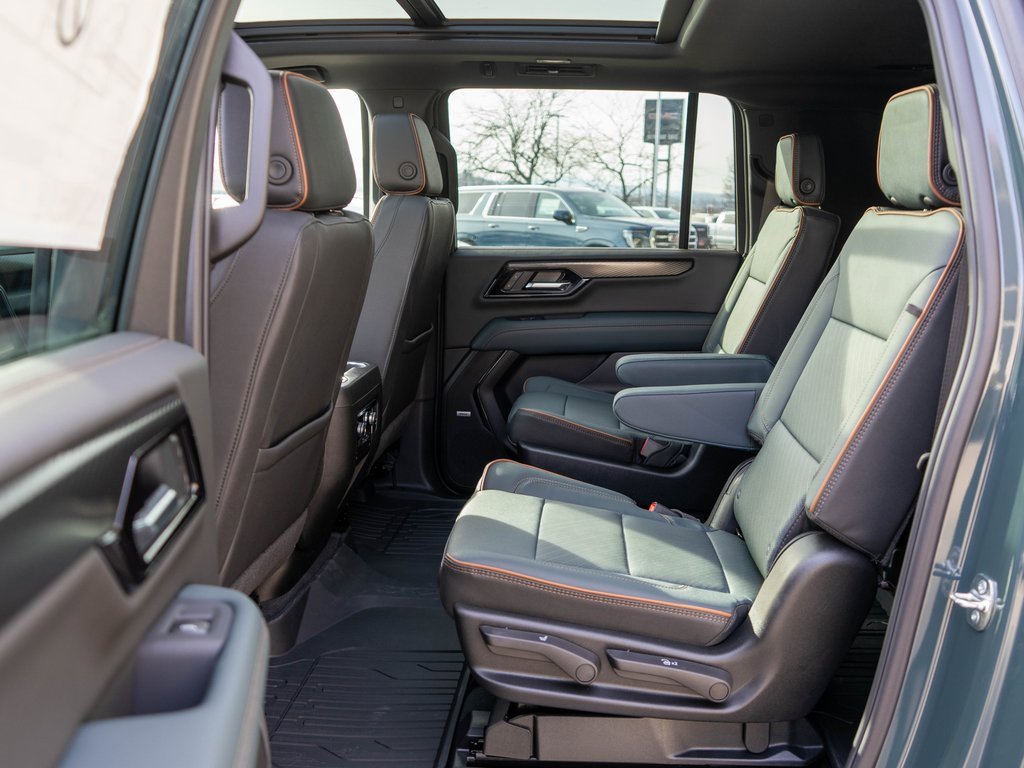New 2026 GMC Yukon XL AT4 w/ AT4 Premium Package image 14