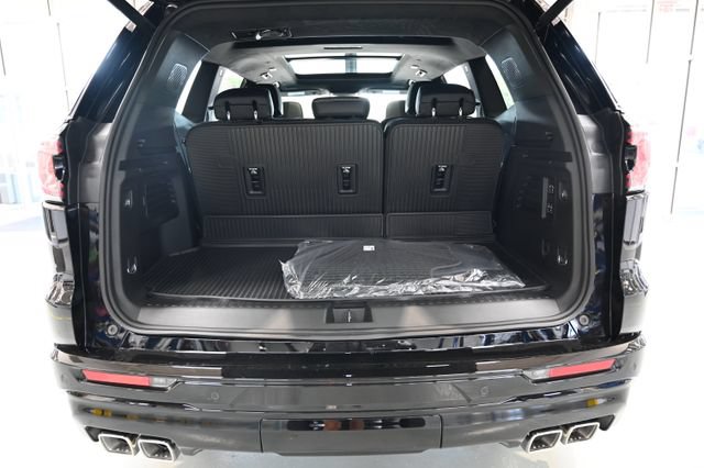 New 2026 GMC Acadia Denali Ultimate w/ LPO, Floor Liner Package AWD/4WD image 30