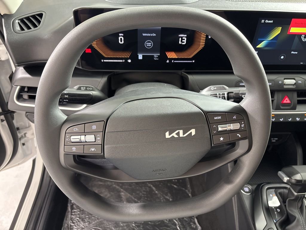 New 2026 Kia K4 FWD image 22