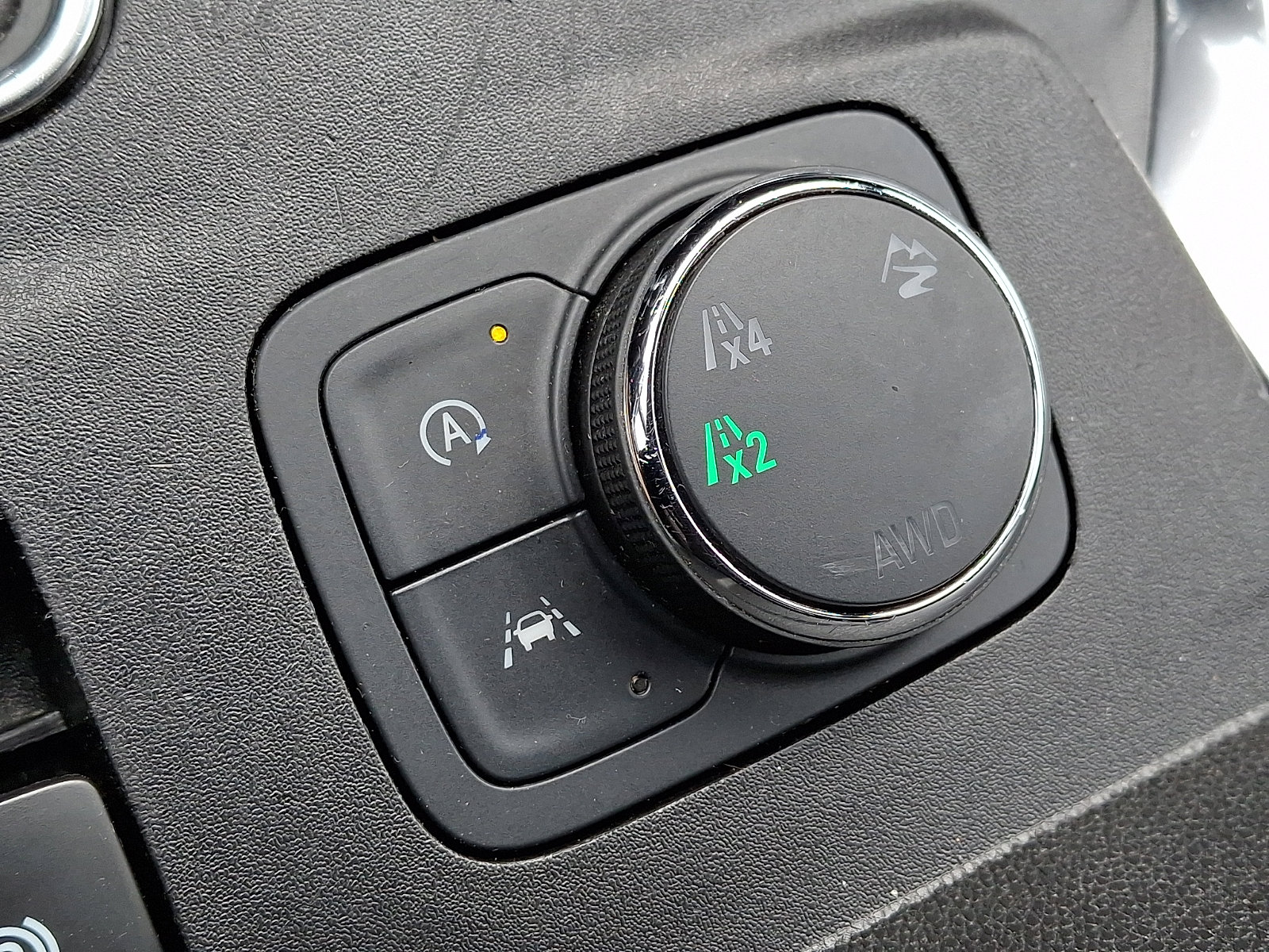 Certified 2023 Chevrolet Traverse LT image 26