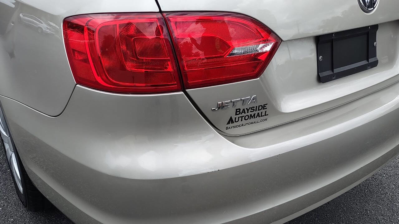 Used 2013 Volkswagen Jetta SE image 31