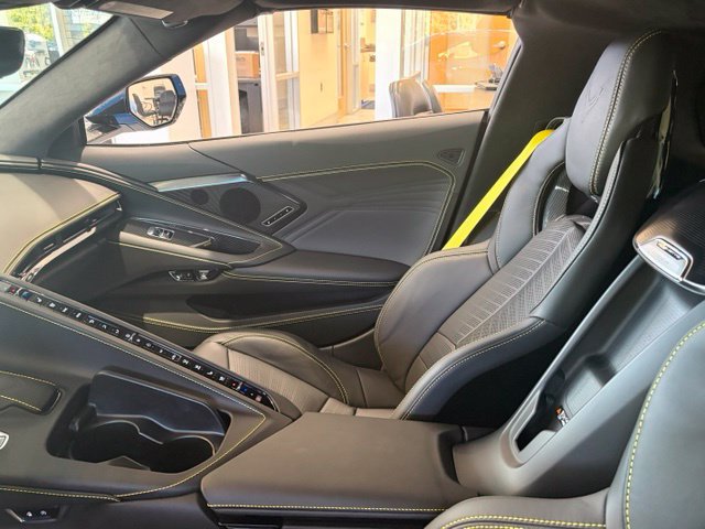 Used 2025 Chevrolet Corvette E-Ray AWD/4WD image 40