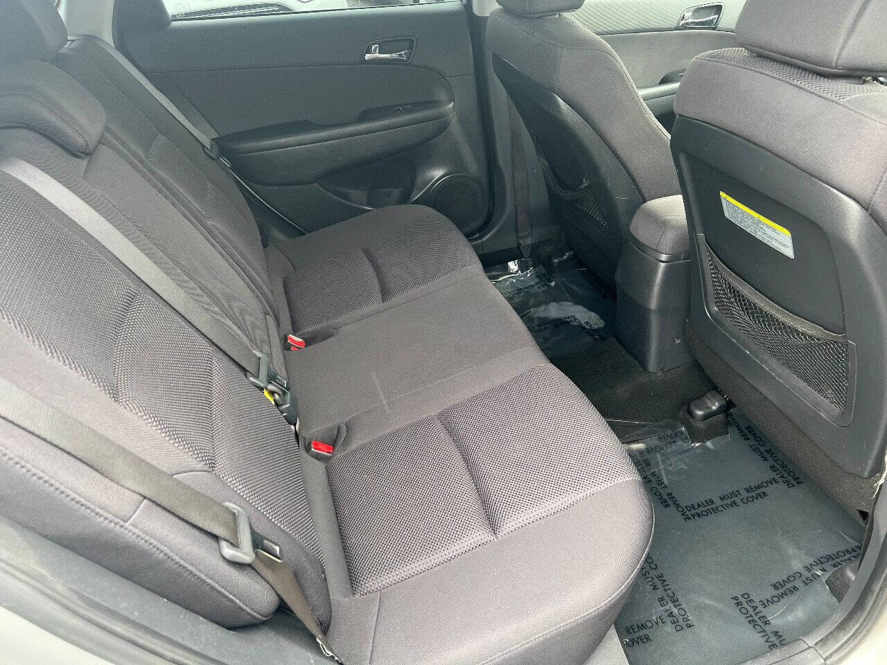 Used 2012 Hyundai Elantra w/ Preferred Pkg image 16