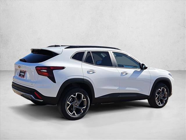 New 2026 Chevrolet Trax LT w/ LT Convenience Package image 2