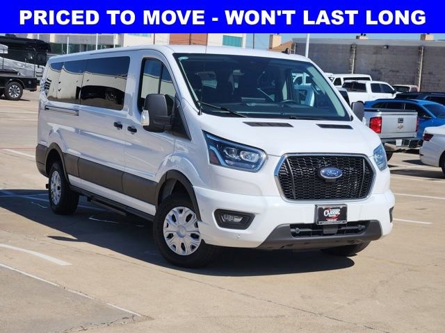 Used 2023 Ford Transit 350 XLT video 3