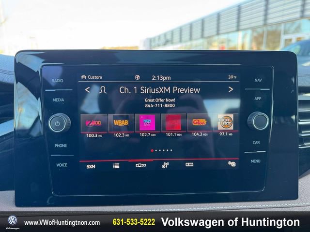 Certified 2025 Volkswagen Jetta SEL image 28