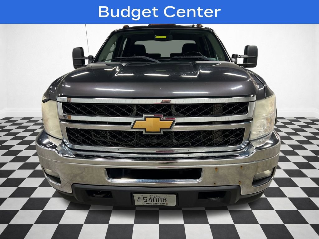 Used 2011 Chevrolet Silverado 3500 LT w/ Interior Plus Package AWD/4WD image 3