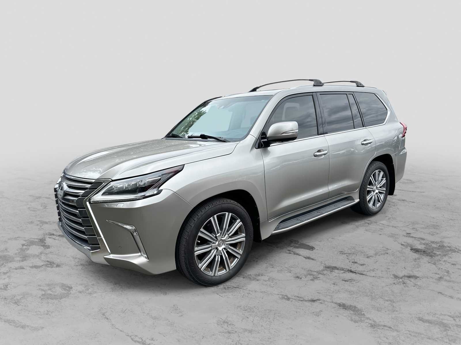 Used 2017 Lexus LX 570 4WD w/ Luxury Package video 1