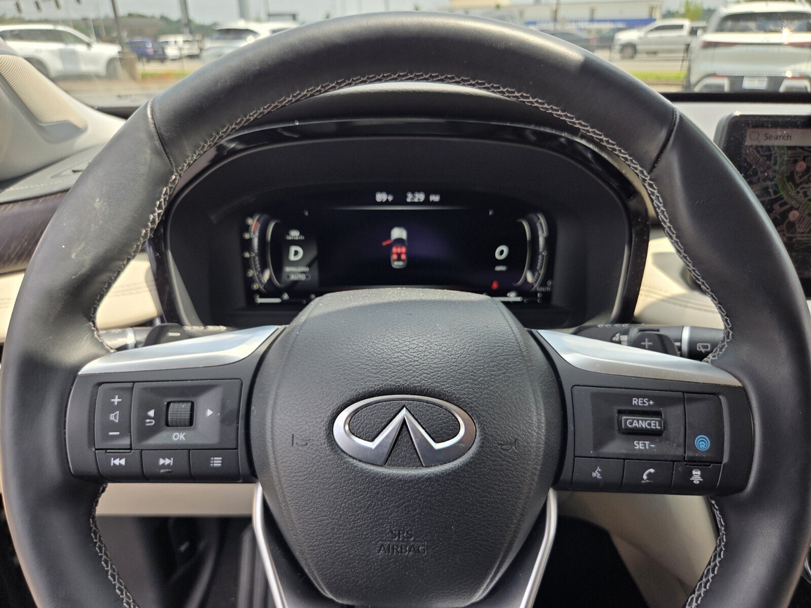 Used 2023 INFINITI QX60 Sensory w/ Vision Package AWD/4WD image 26
