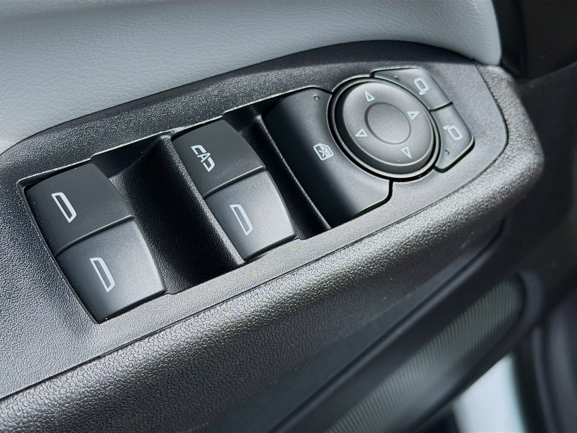 Used 2019 Chevrolet Equinox LT image 23