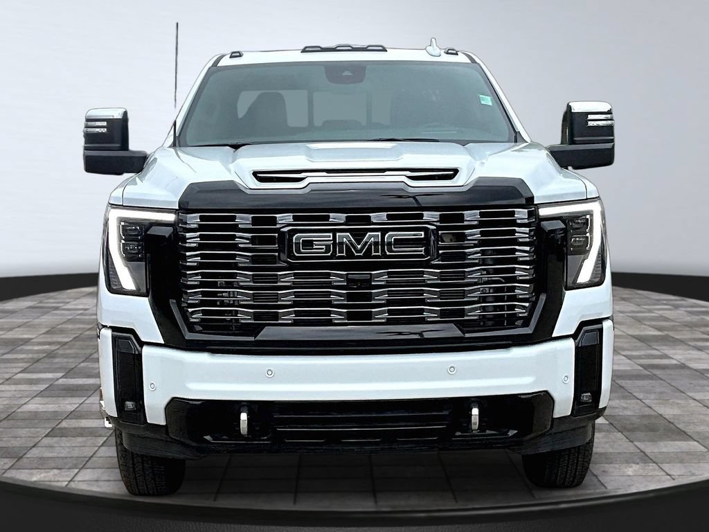 New 2026 GMC Sierra 3500 Denali Ultimate AWD/4WD image 13