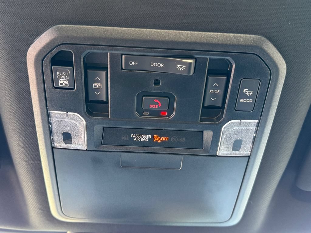 Used 2024 Toyota Tundra Platinum AWD/4WD image 29
