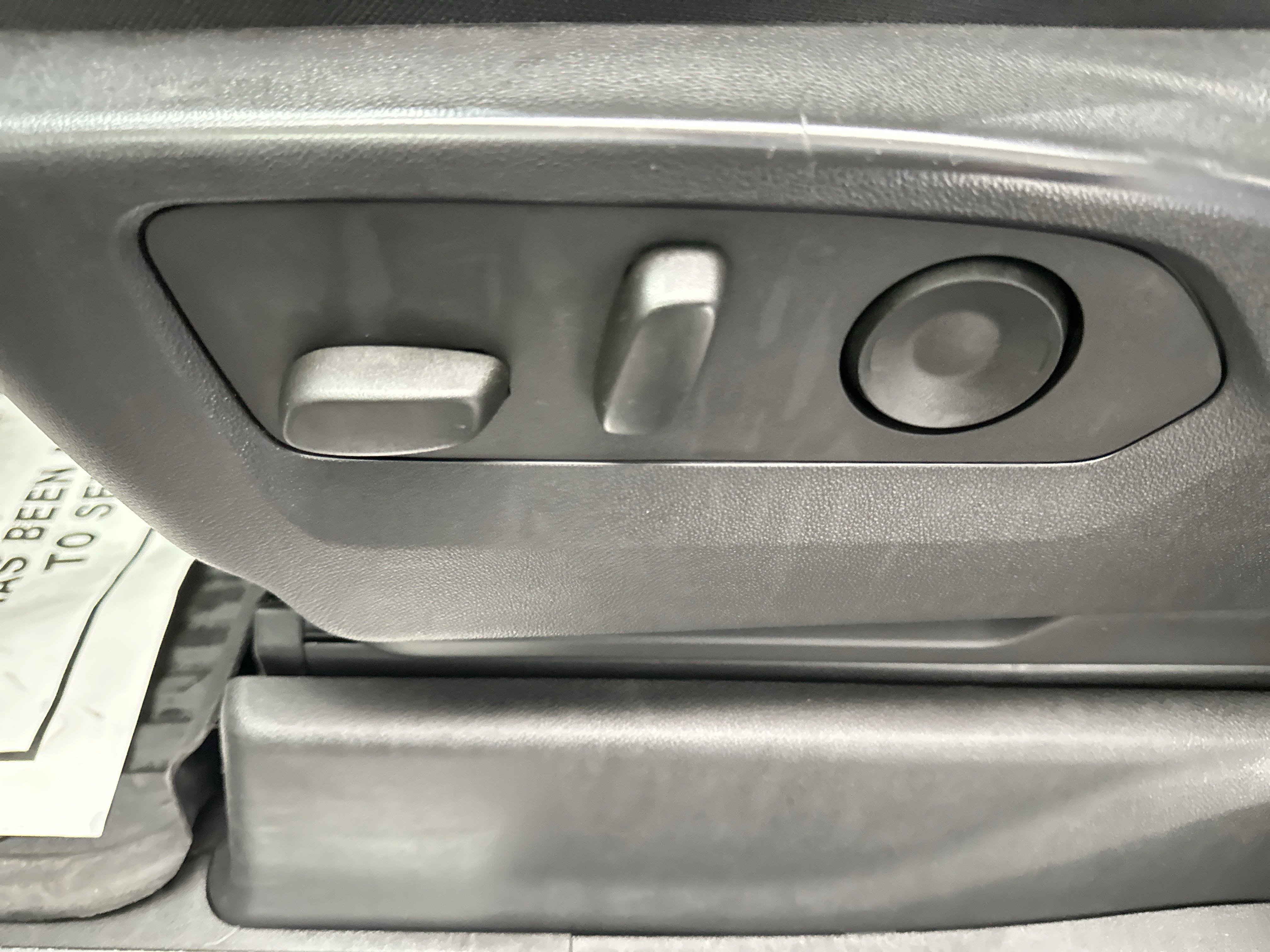 Used 2024 Chevrolet Silverado 1500 LT Trail Boss w/ Convenience Package II image 21