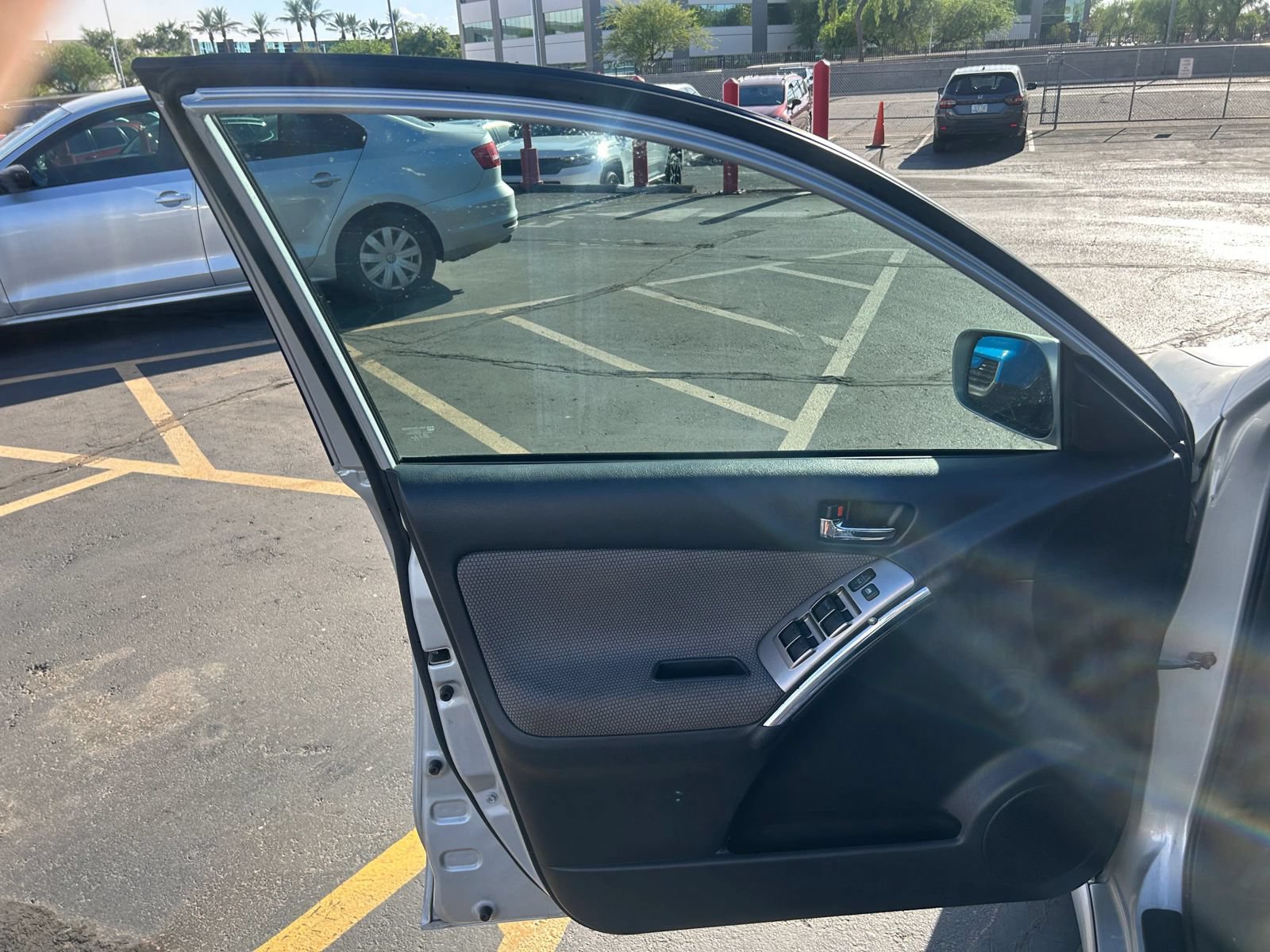 Used 2007 Toyota Matrix XR FWD image 9