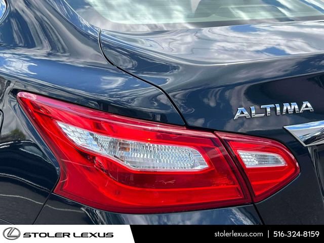 Used 2017 Nissan Altima 3.5 SL FWD image 14